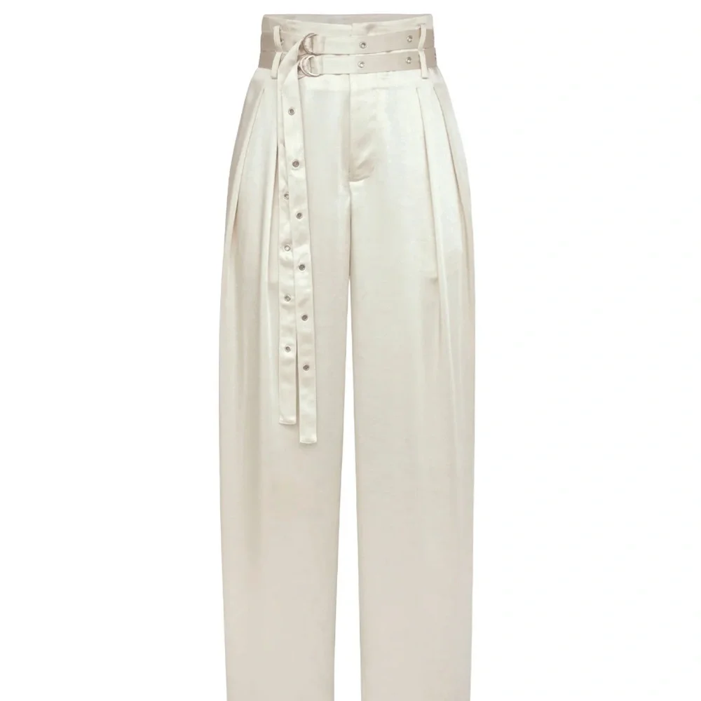 Noli Belted Pantsuit, worn once, bought on sale but wasn’t feeling the material - Picture 4 of 11